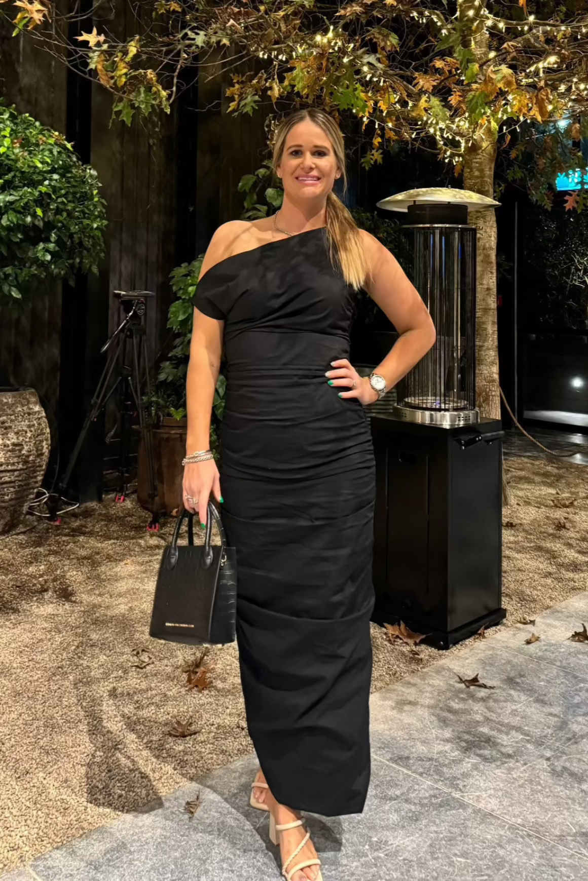 issy one shoulder midi dress Embrace elegance with the the exlcusive Issy One Shoulder Dress in Black, Nedlands | Toorak | Manly