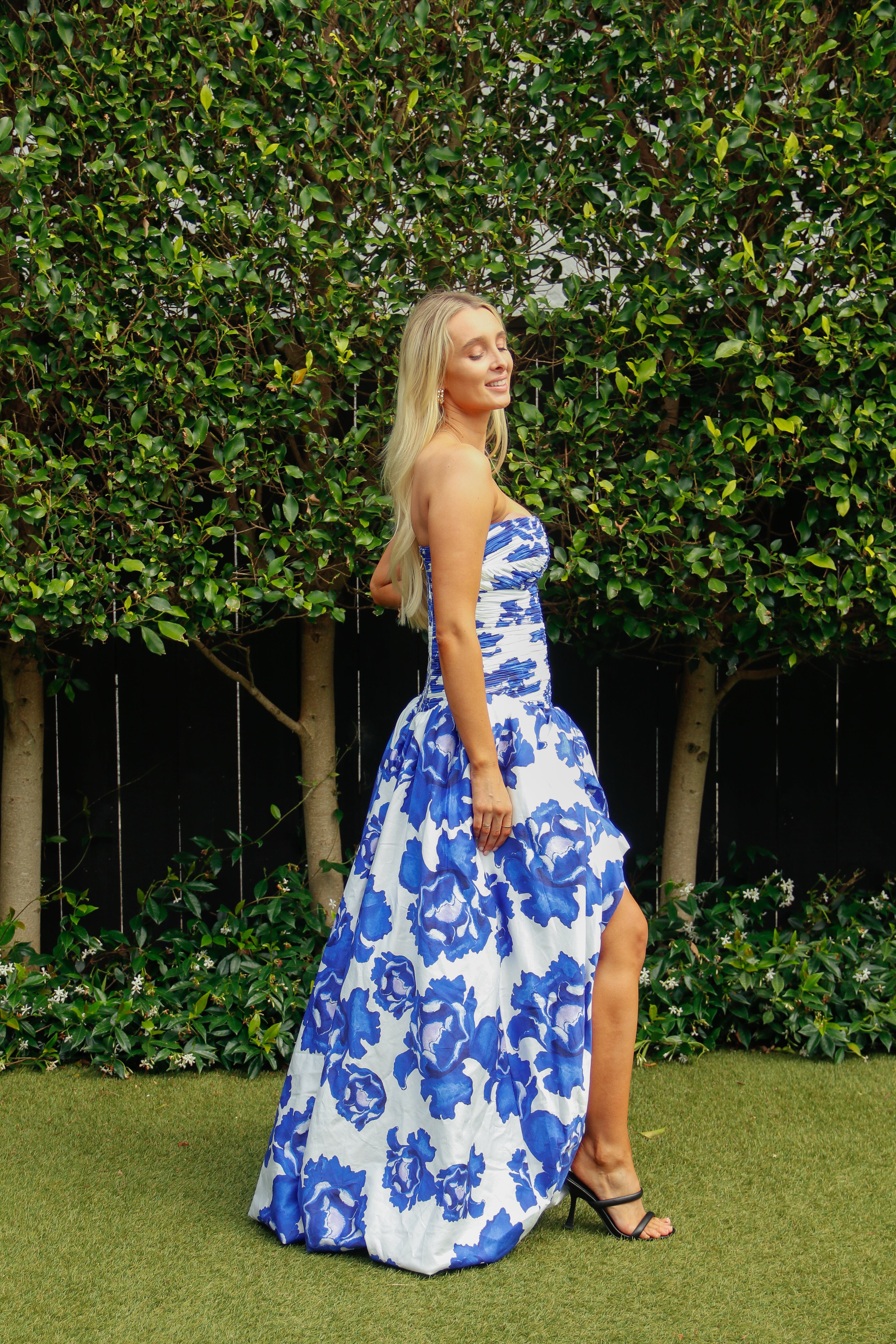 Rent or Hire | Behold Maxi Dress Cobalt "Aje" - Oh Rent Me | Oh Rent Me Rent or Hire | Behold Maxi Dress Cobalt "Aje" - Oh Rent Me | Oh Rent Me