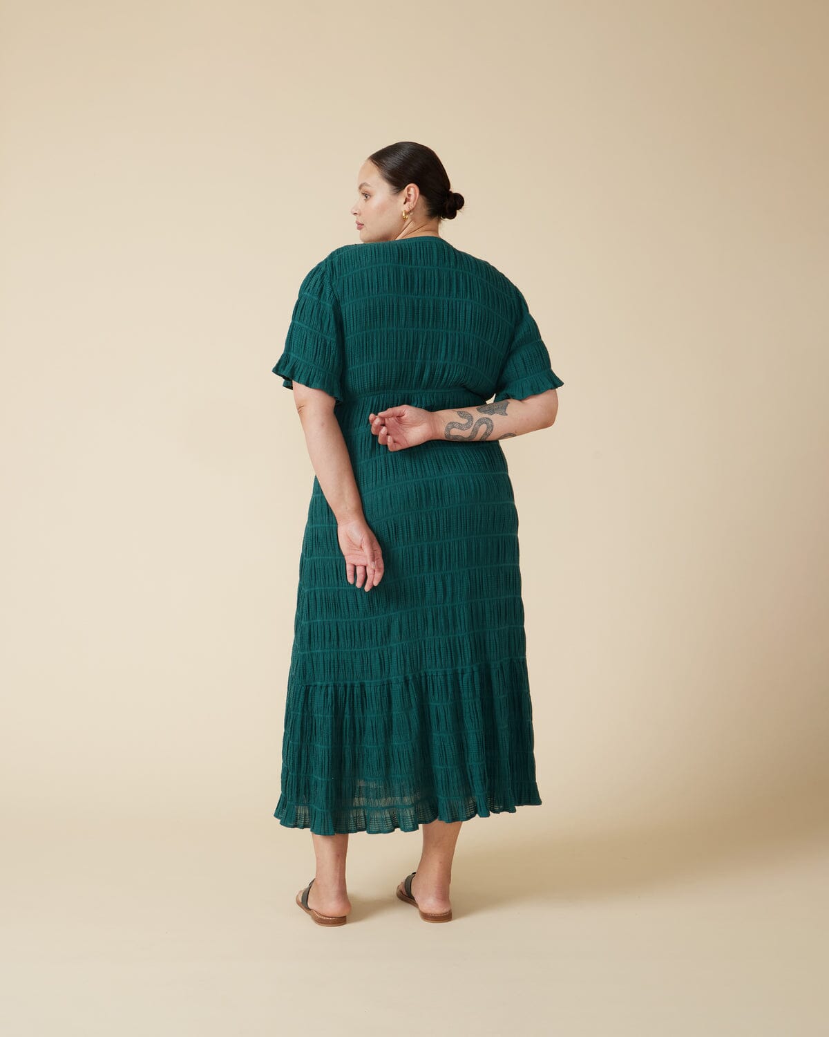 Rent or Hire | Mirella V-Neck Dress - Forest Green "Ruby" | Oh Rent Me Rent or Hire | Mirella V-Neck Dress - Forest Green "Ruby" | Oh Rent Me