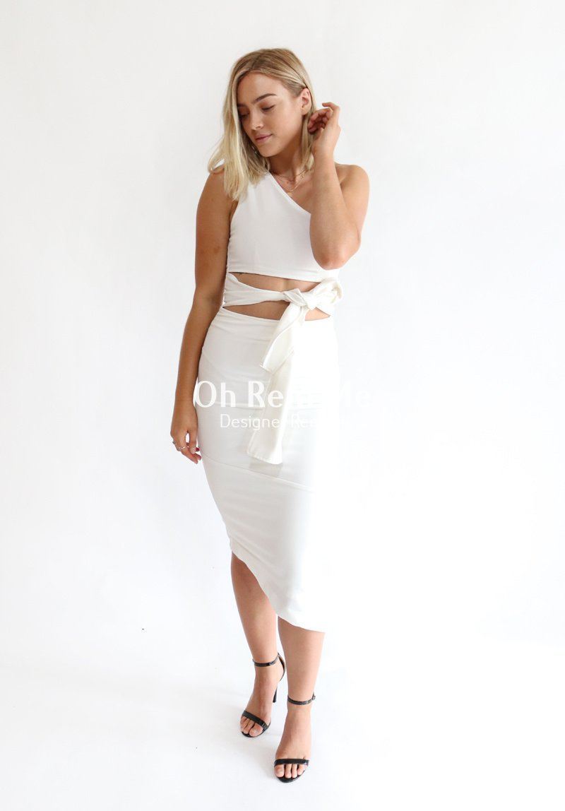 SELL - After Midnight Dress White Gift Card Ex Rentals 