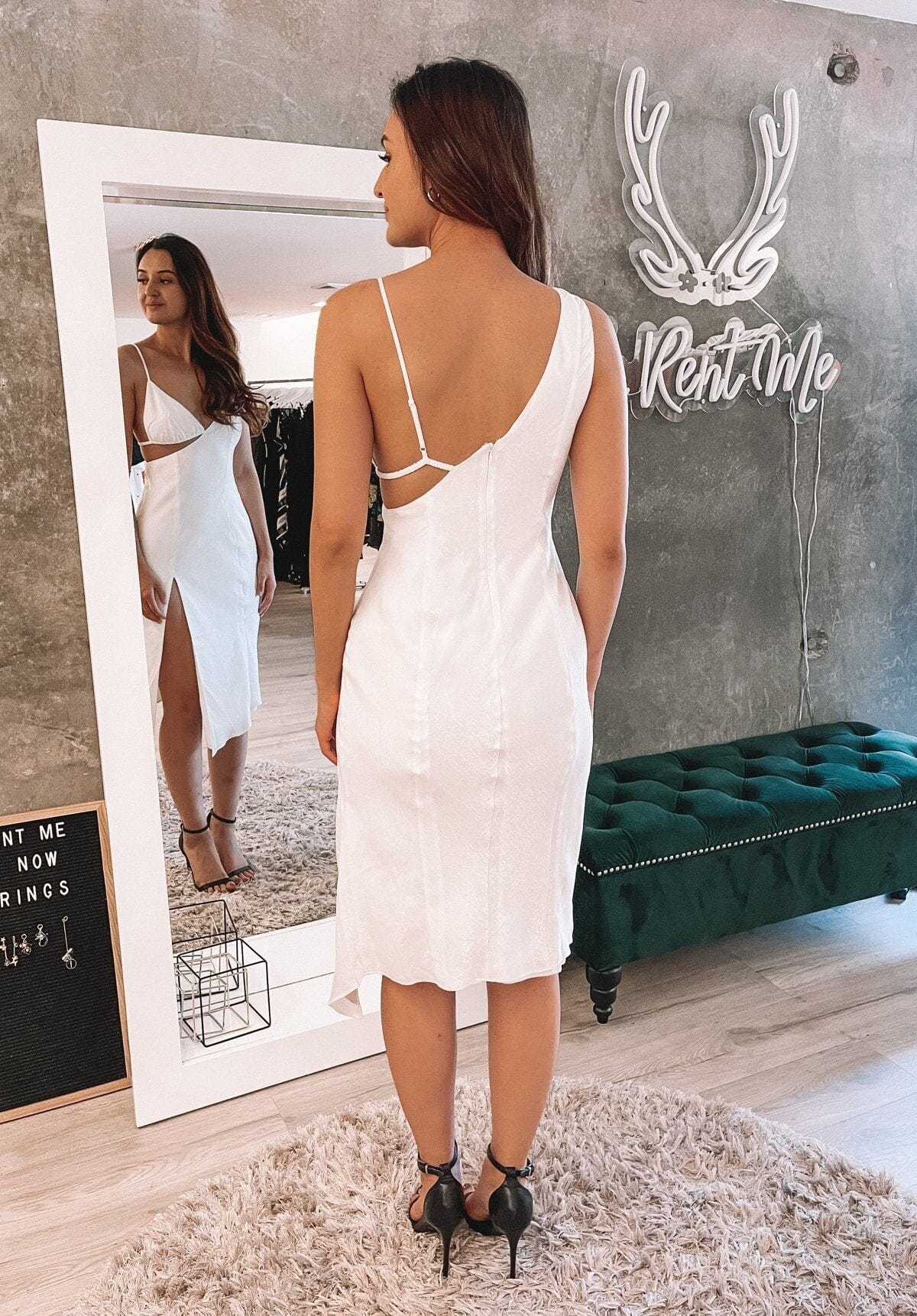 SELL - Orisis Dress - White Gift Card Ex Rentals 